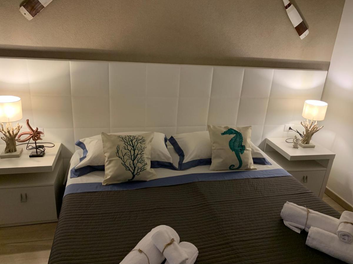 Aquarama Rooms & Apartments Torre Squillace Экстерьер фото