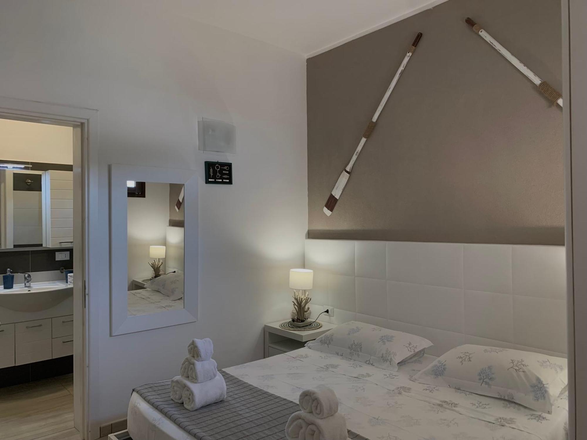 Aquarama Rooms & Apartments Torre Squillace Экстерьер фото