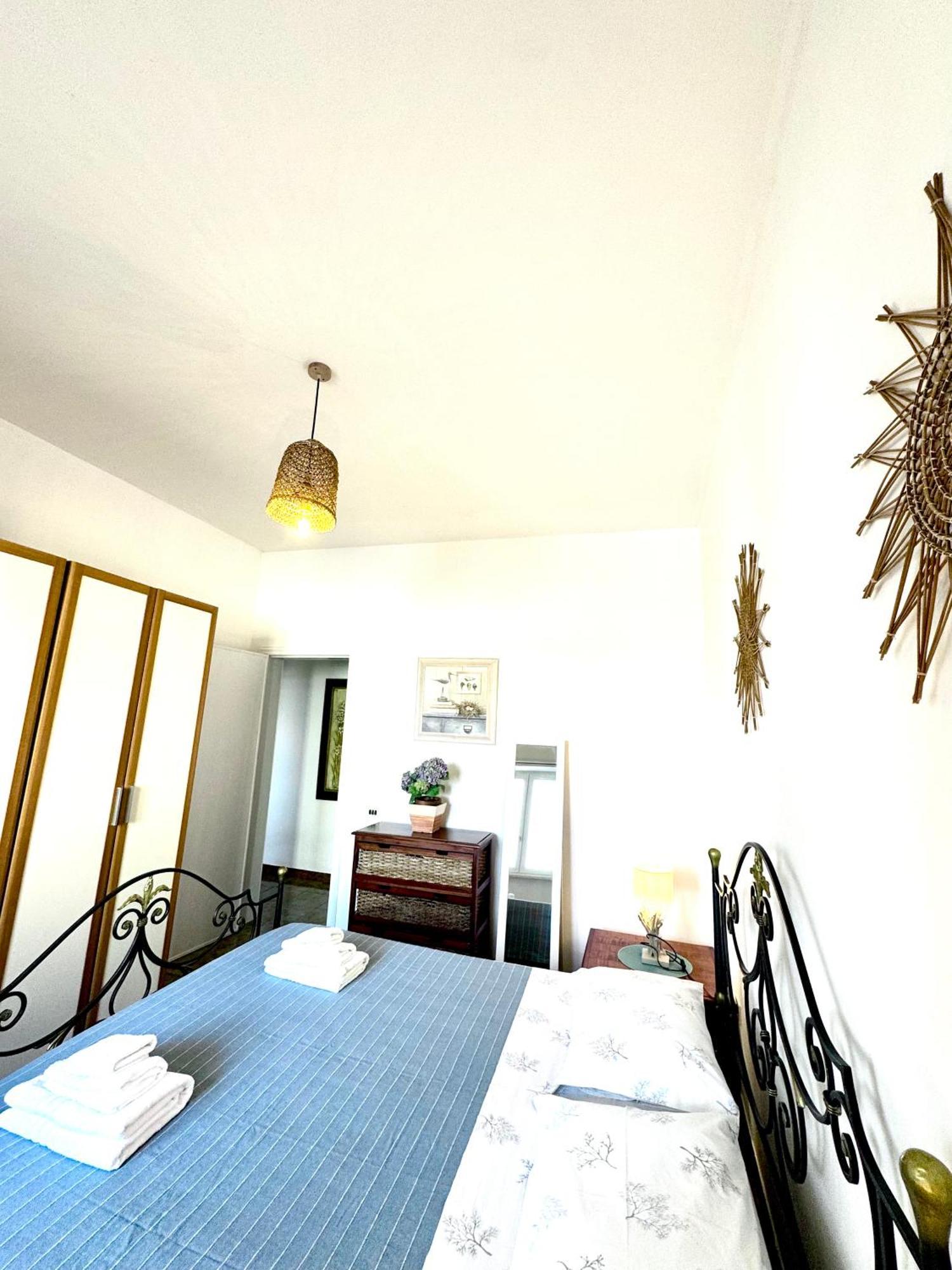 Aquarama Rooms & Apartments Torre Squillace Экстерьер фото